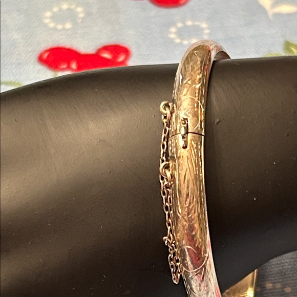 Vintage925 Silver Bangle Bracelet - Picture 2 of 11